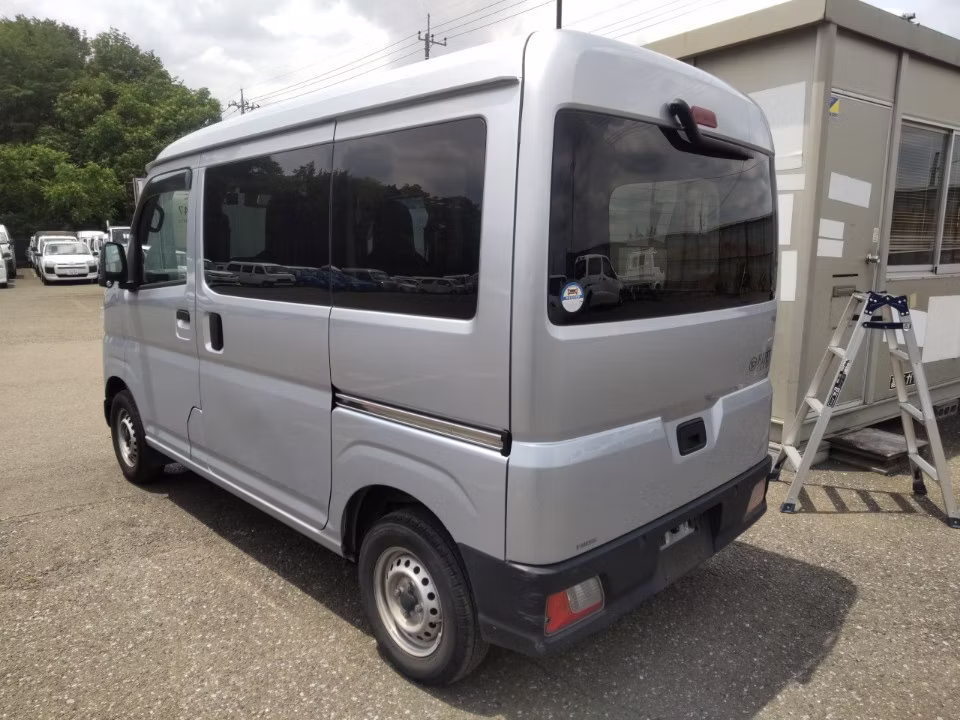 DAIHATSU ATRAI