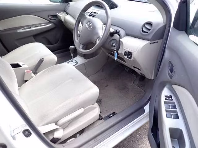TOYOTA BELTA
