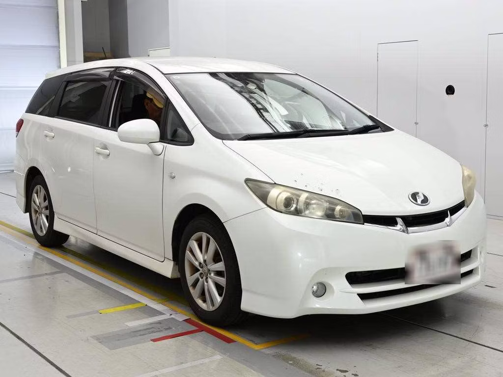 TOYOTA WISH