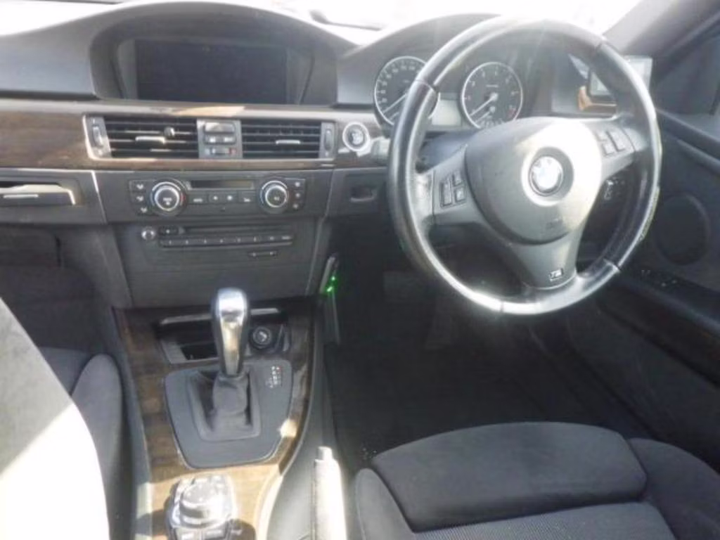 BMW 3-SERIES