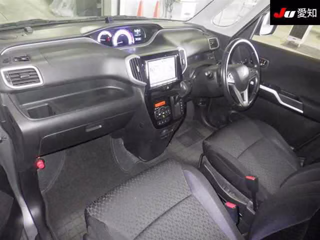 MITSUBISHI DELICA D:2