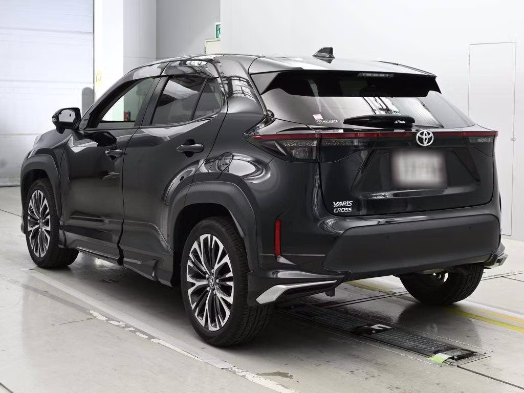 TOYOTA YARIS CROSS