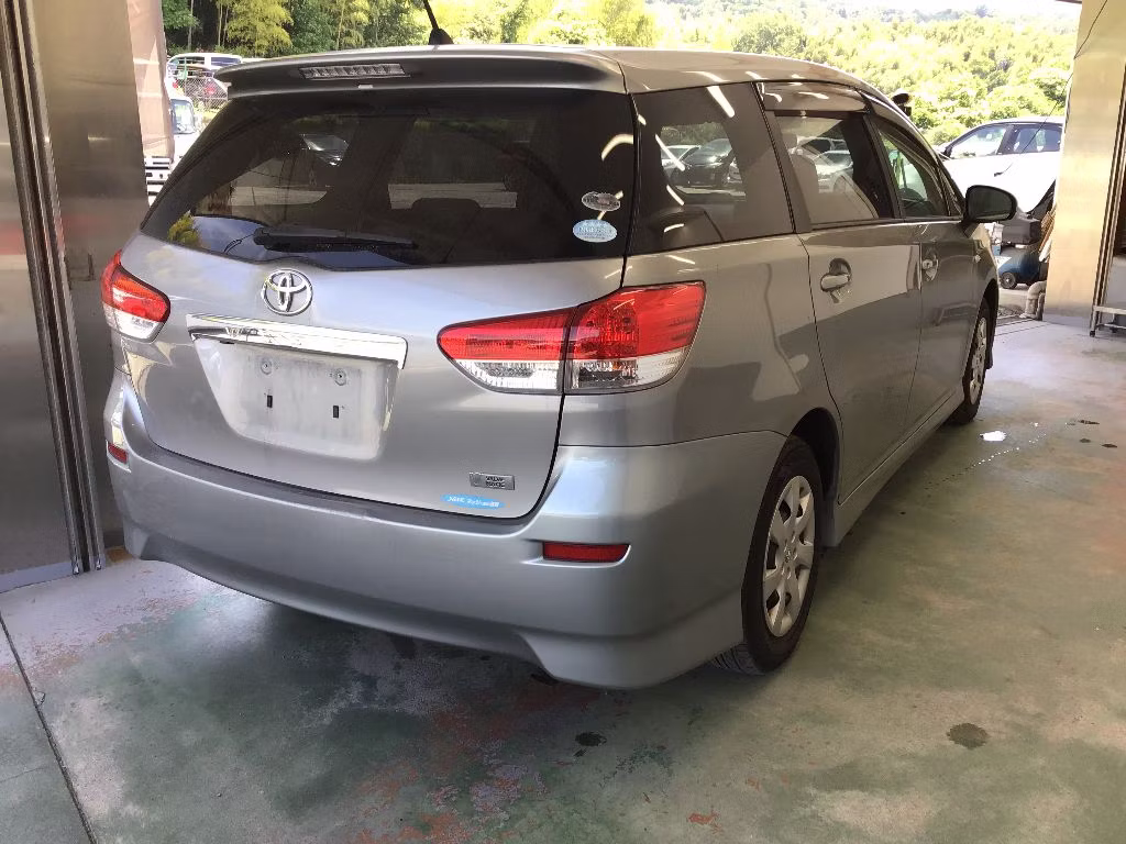 TOYOTA WISH
