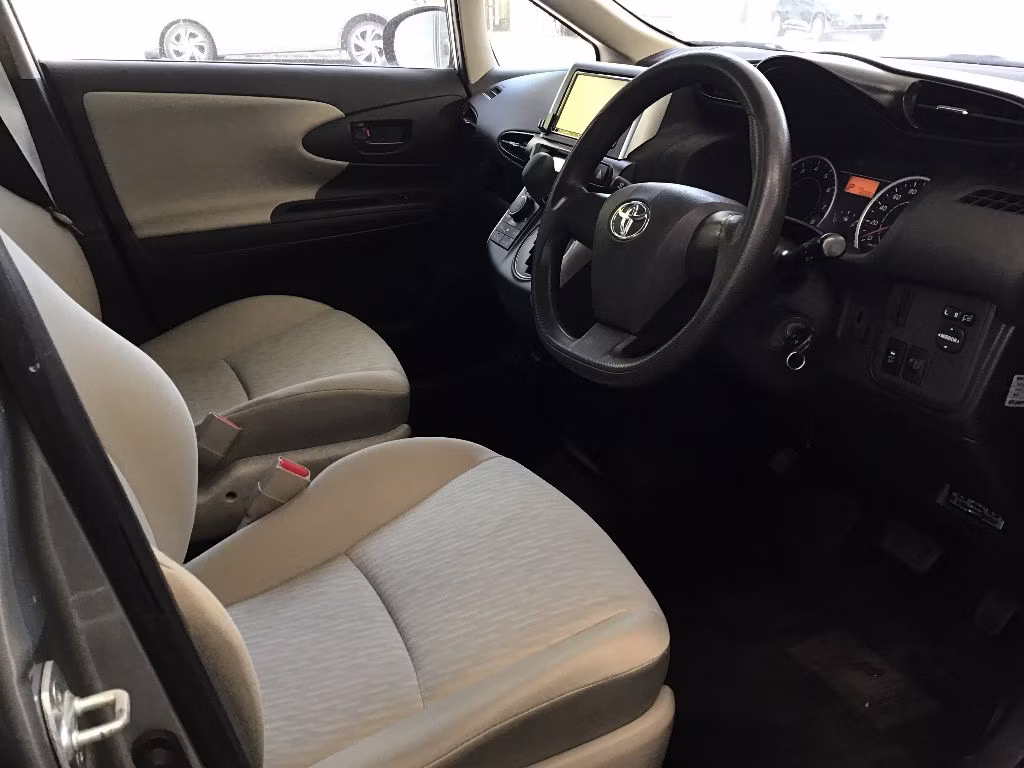 TOYOTA WISH