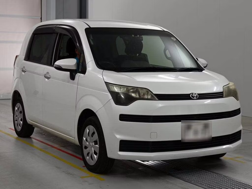 TOYOTA SPADE