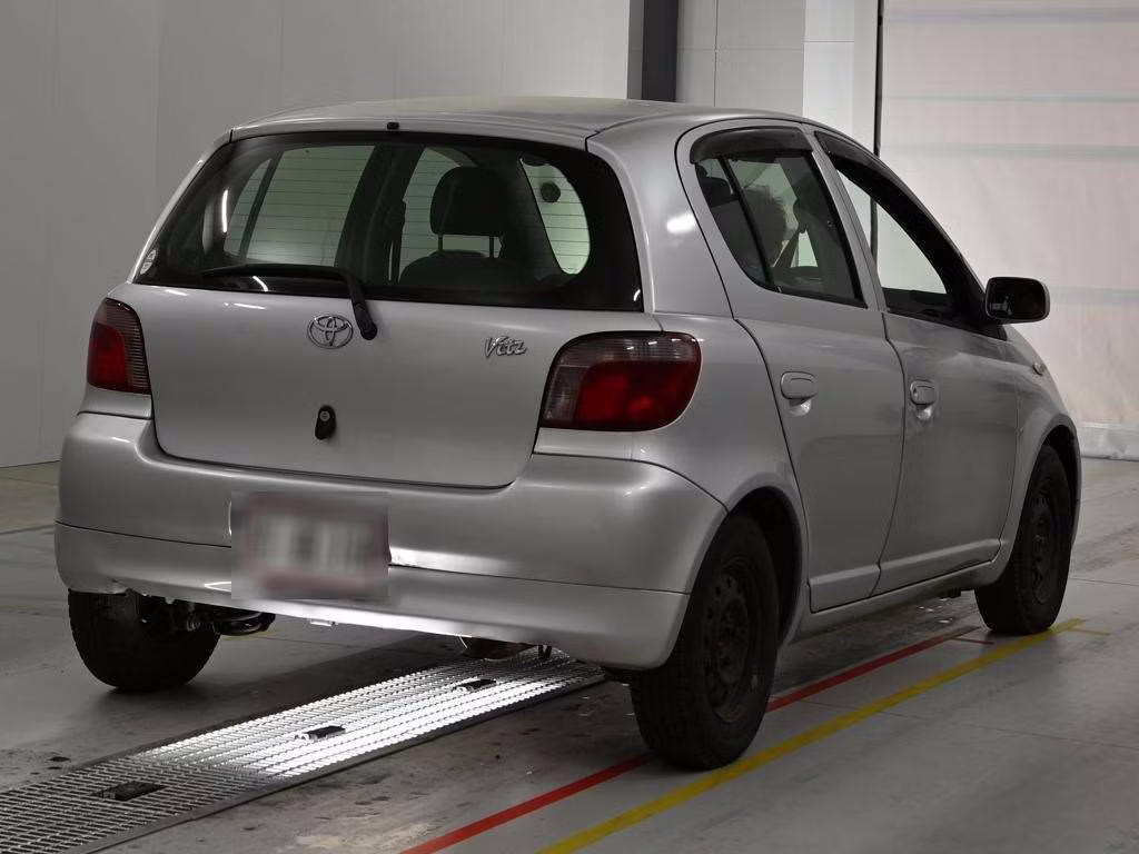 TOYOTA VITZ