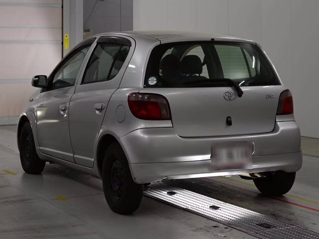 TOYOTA VITZ