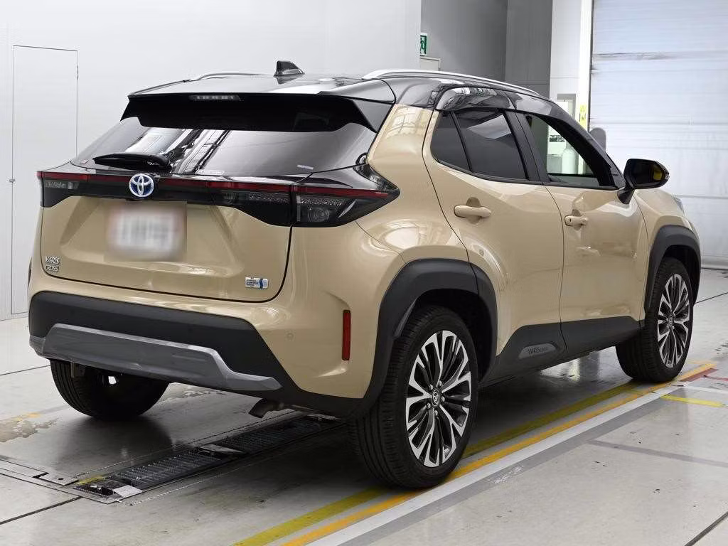 TOYOTA YARIS CROSS