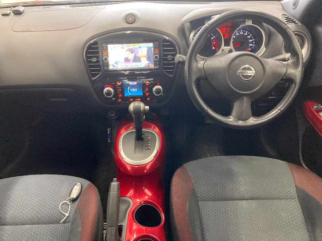NISSAN JUKE