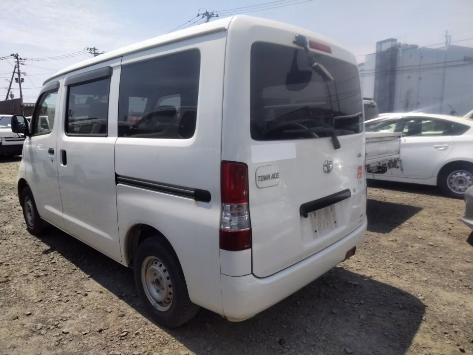 TOYOTA TOWN ACE