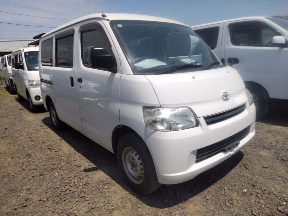 TOYOTA TOWN ACE