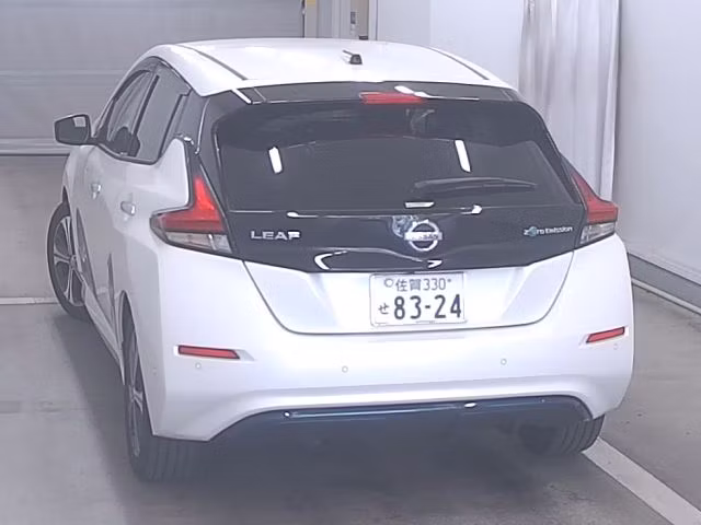 NISSAN LEAF