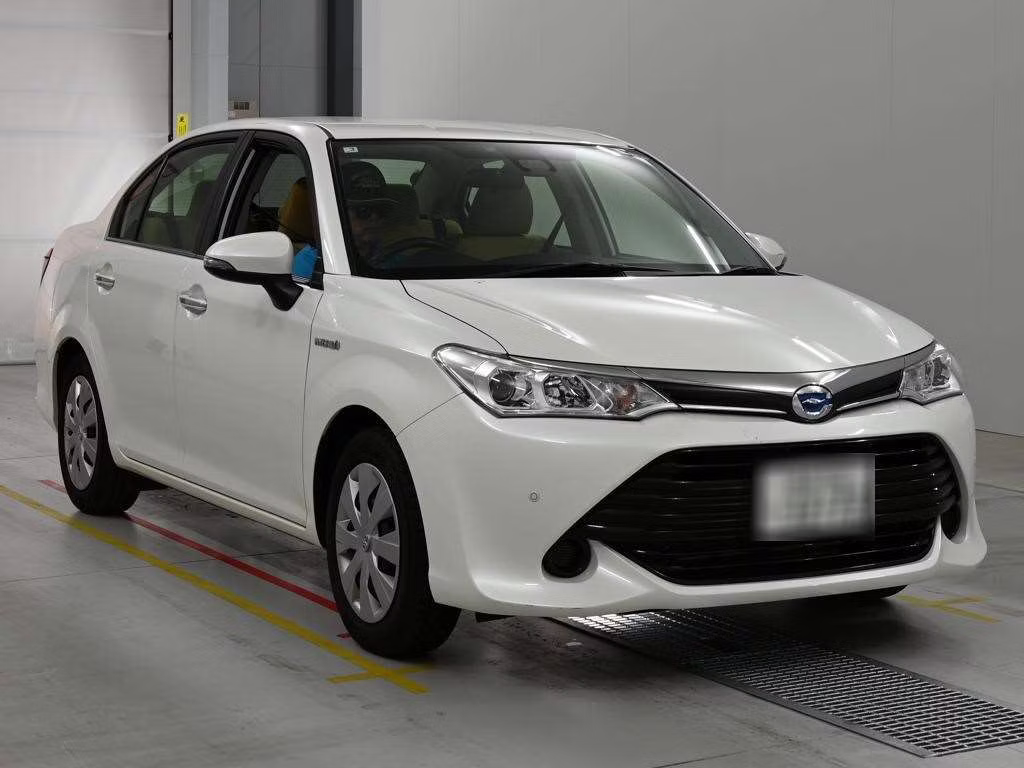 TOYOTA COROLLA AXIO