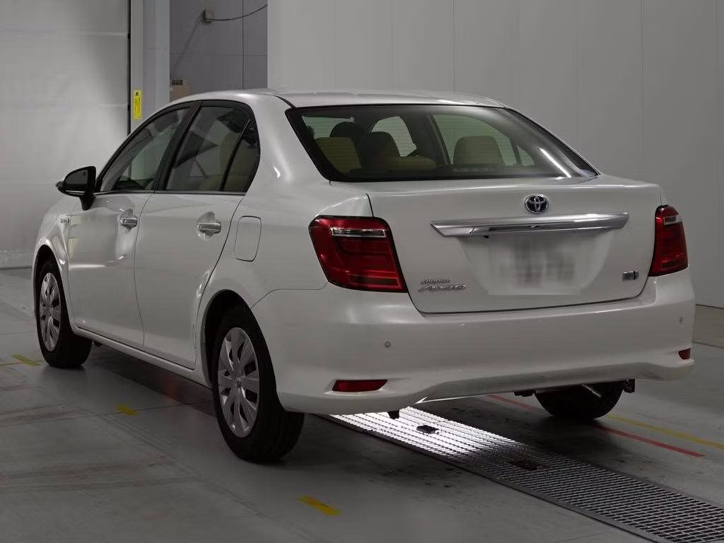 TOYOTA COROLLA AXIO