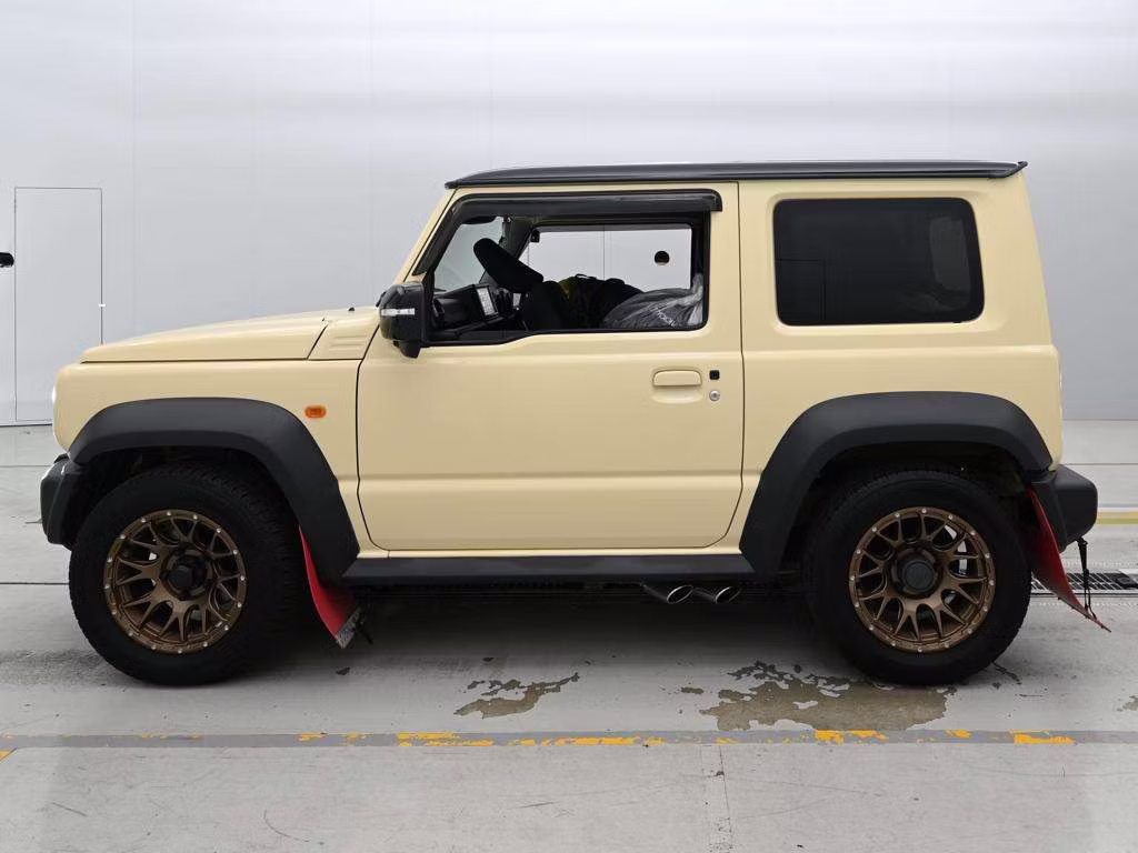 SUZUKI JIMNY SIERRA