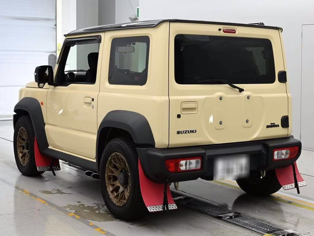 SUZUKI JIMNY SIERRA