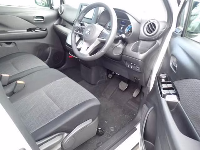MITSUBISHI EK X