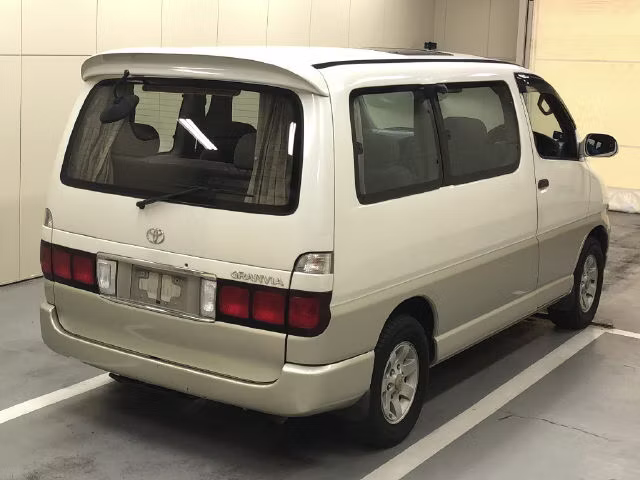 TOYOTA GRANVIA