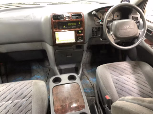 TOYOTA GRANVIA