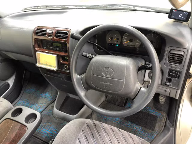 TOYOTA GRANVIA