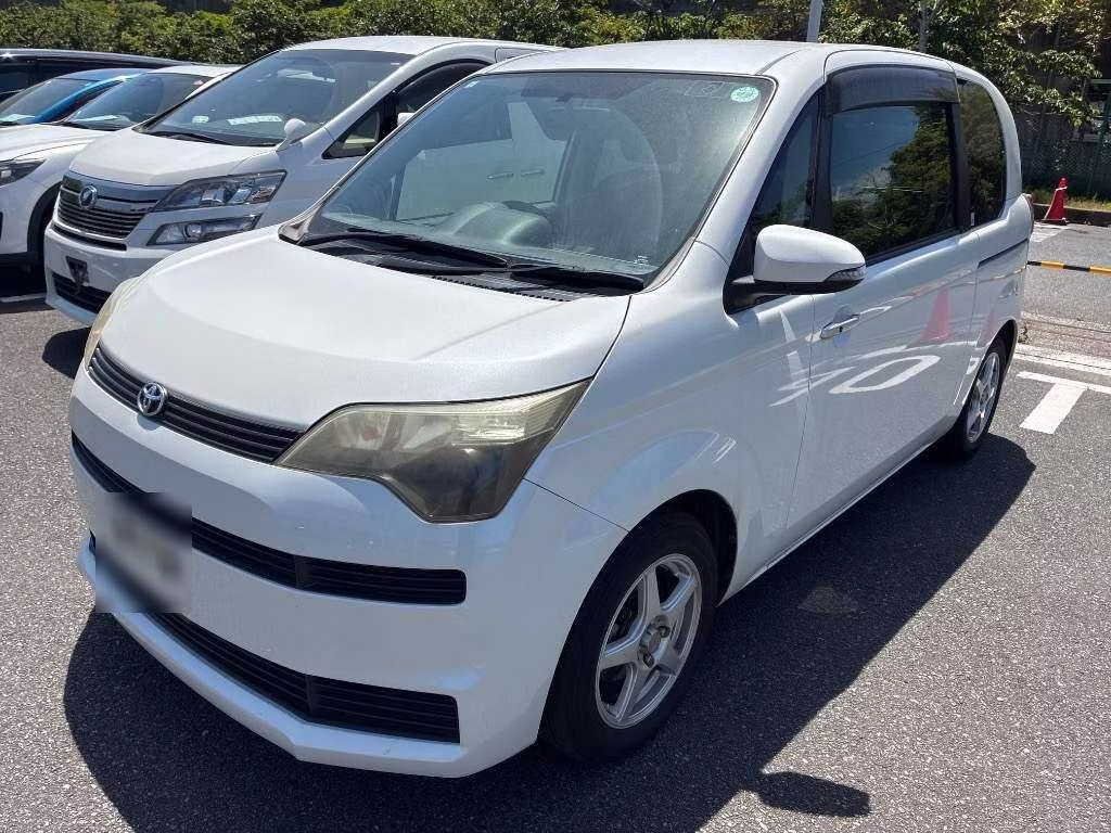 TOYOTA SPADE