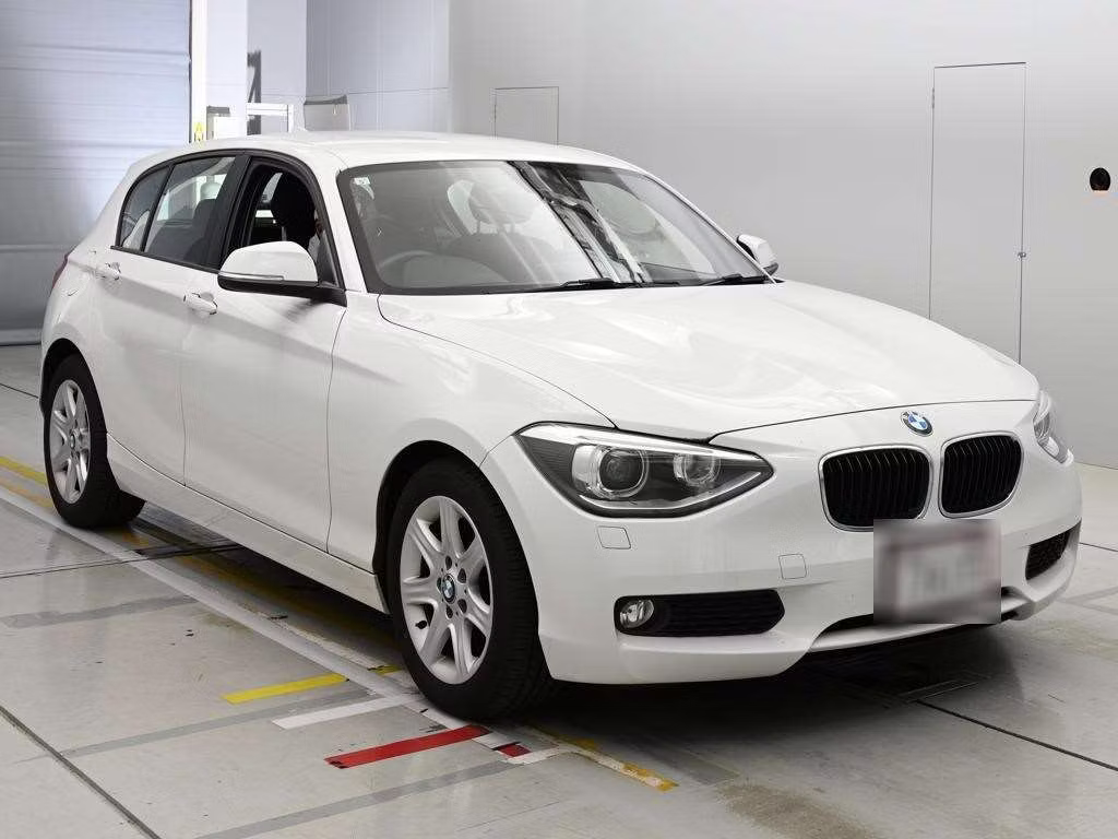 BMW 1-SERIES
