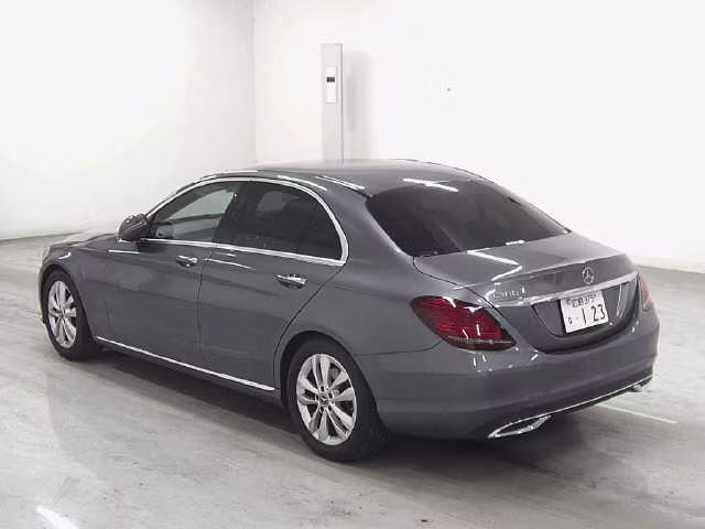 MERCEDES-BENZ C-CLASS