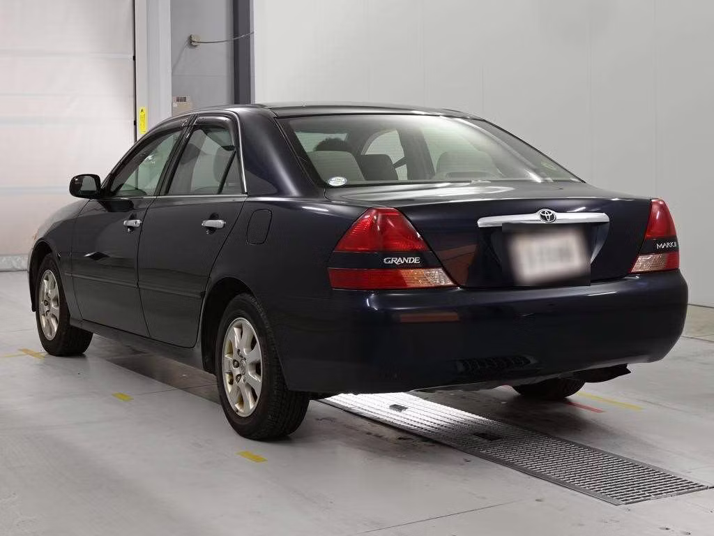 TOYOTA MARK II