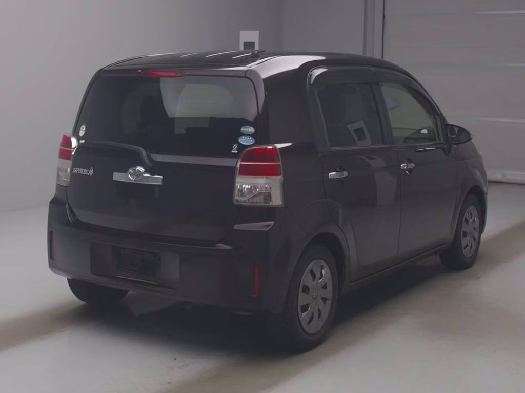 TOYOTA SPADE