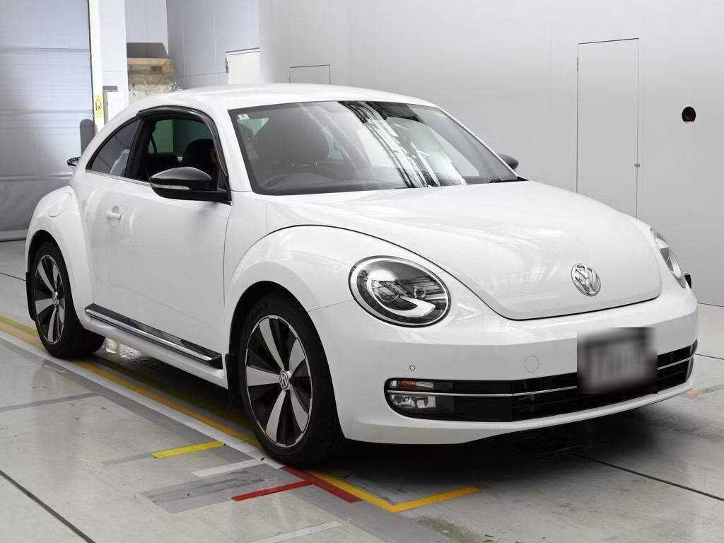 VOLKSWAGEN BEETLE