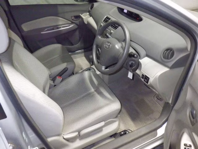 TOYOTA BELTA