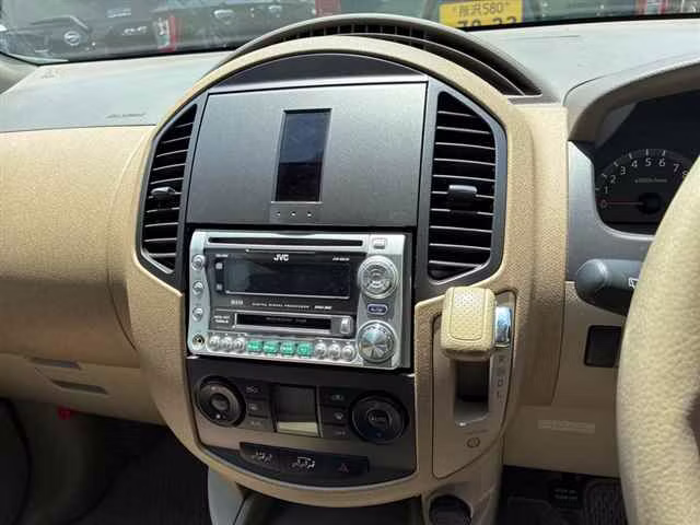 NISSAN LAFESTA