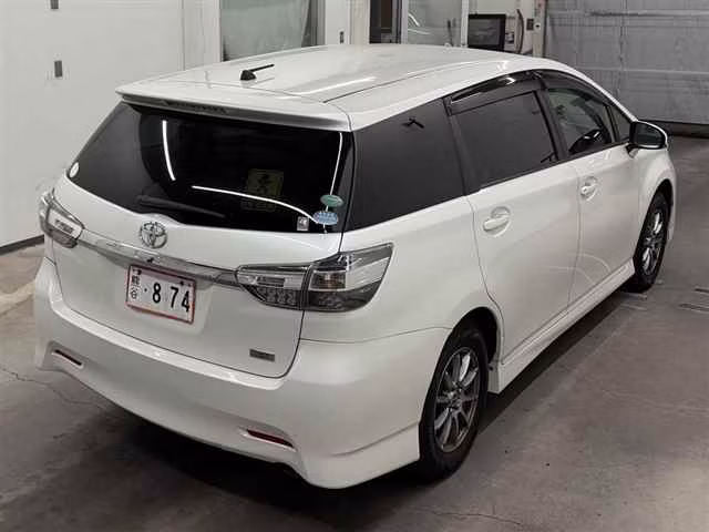 TOYOTA WISH