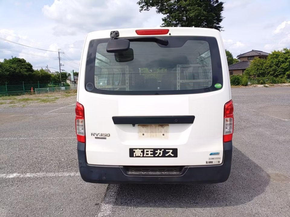 NISSAN NV350 CARAVAN