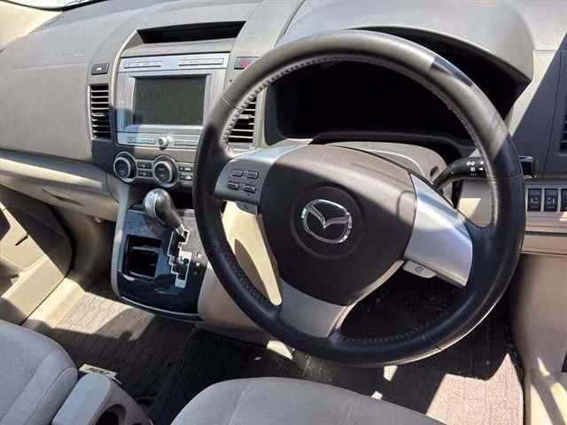 MAZDA MPV