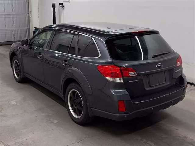 SUBARU OUTBACK