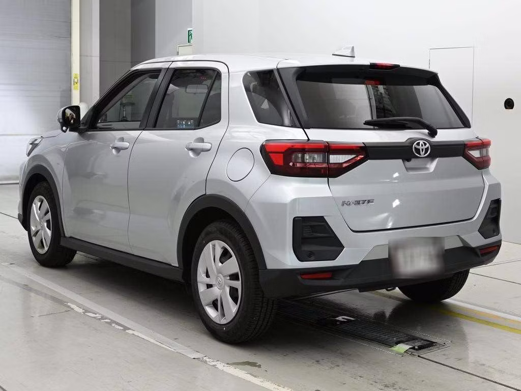 TOYOTA RAIZE