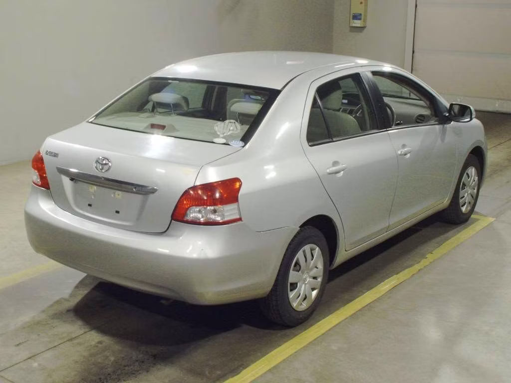 TOYOTA BELTA
