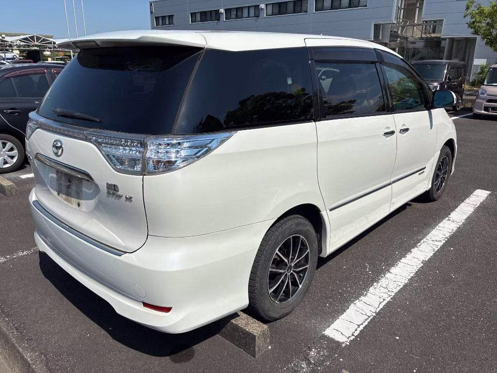 TOYOTA ESTIMA