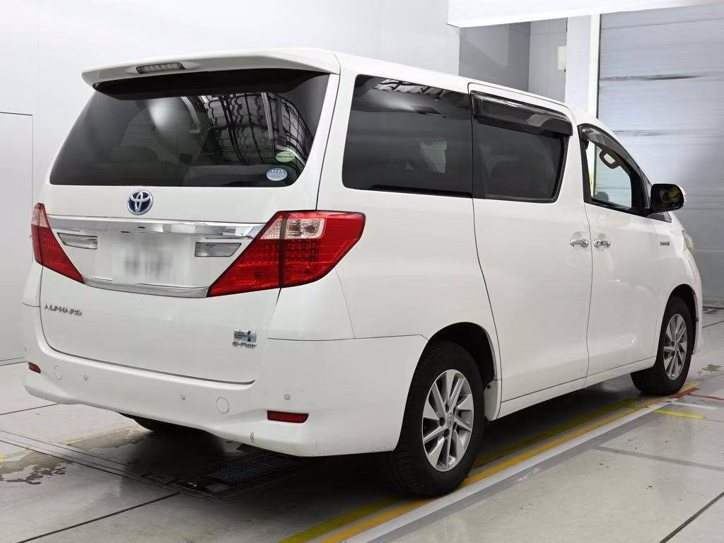 TOYOTA ALPHARD