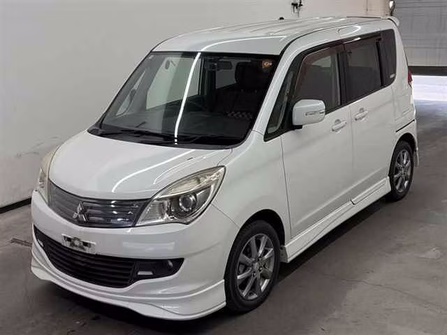 MITSUBISHI DELICA D:2