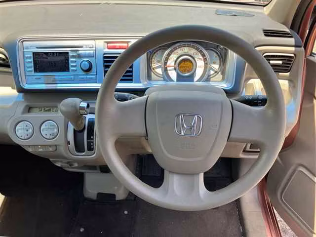 HONDA LIFE