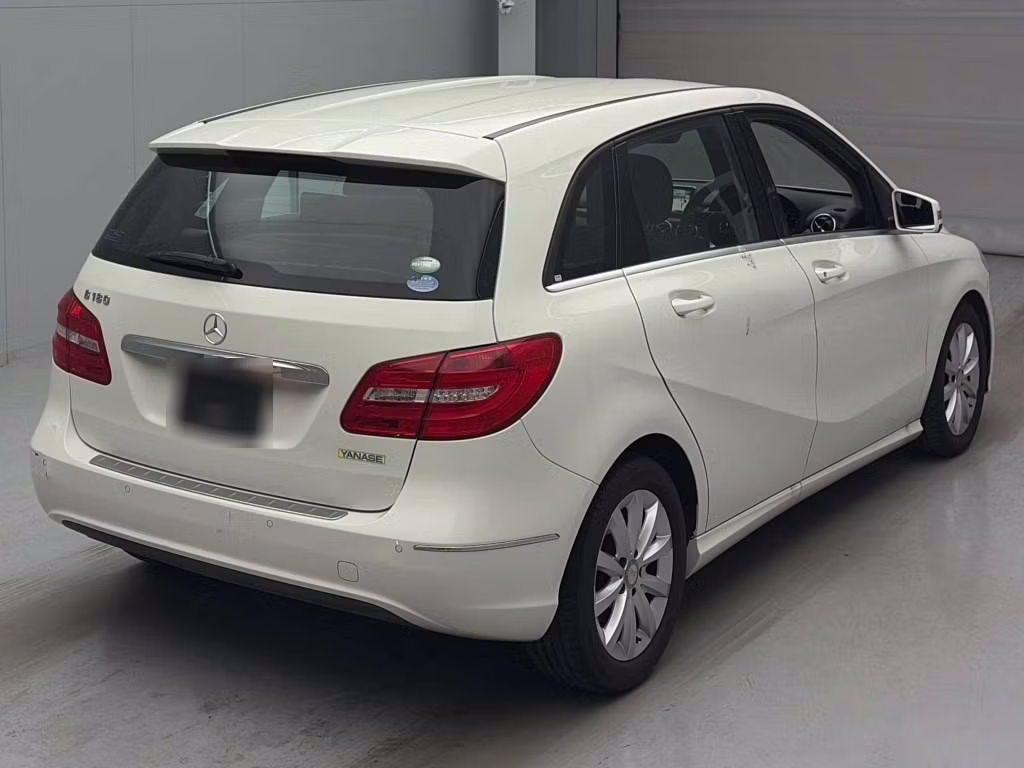 MERCEDES-BENZ B-CLASS