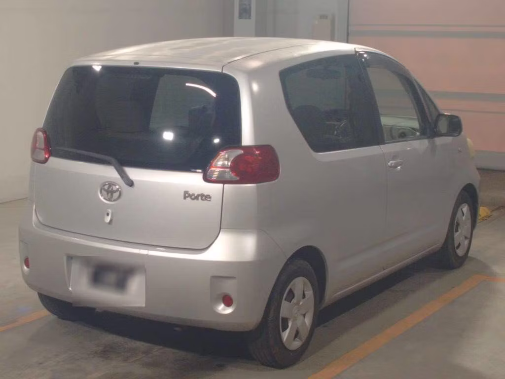 TOYOTA PORTE