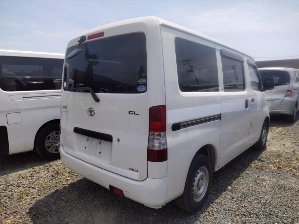 TOYOTA TOWN ACE