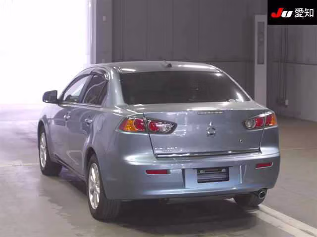 MITSUBISHI GALANT FORTIS