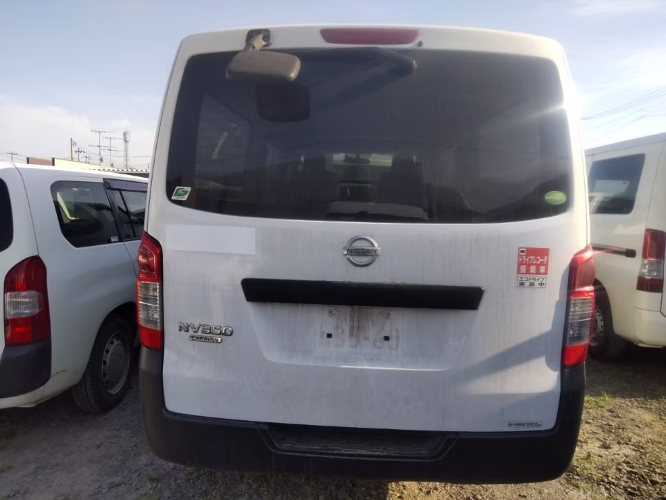 NISSAN NV350 CARAVAN