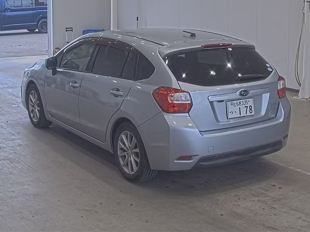 SUBARU IMPREZA