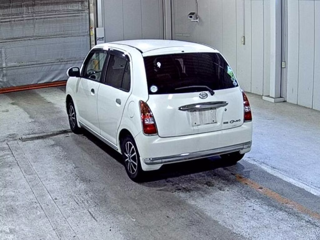 DAIHATSU MIRA GINO