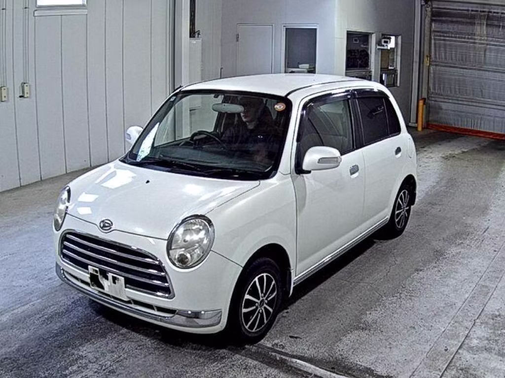 DAIHATSU MIRA GINO